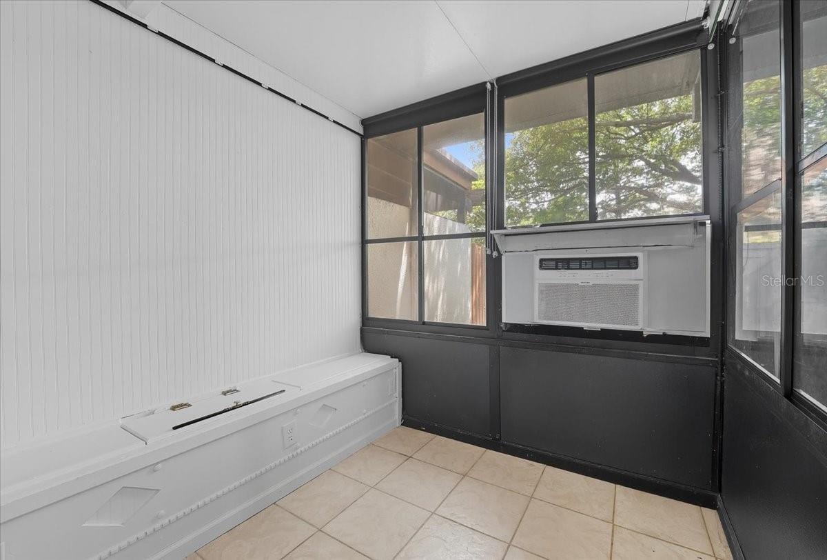 Image 10 of 17 For 2328 Inagua Way