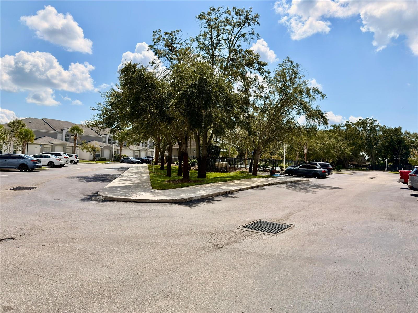 Image 11 of 76 For 2124 Penny Lane