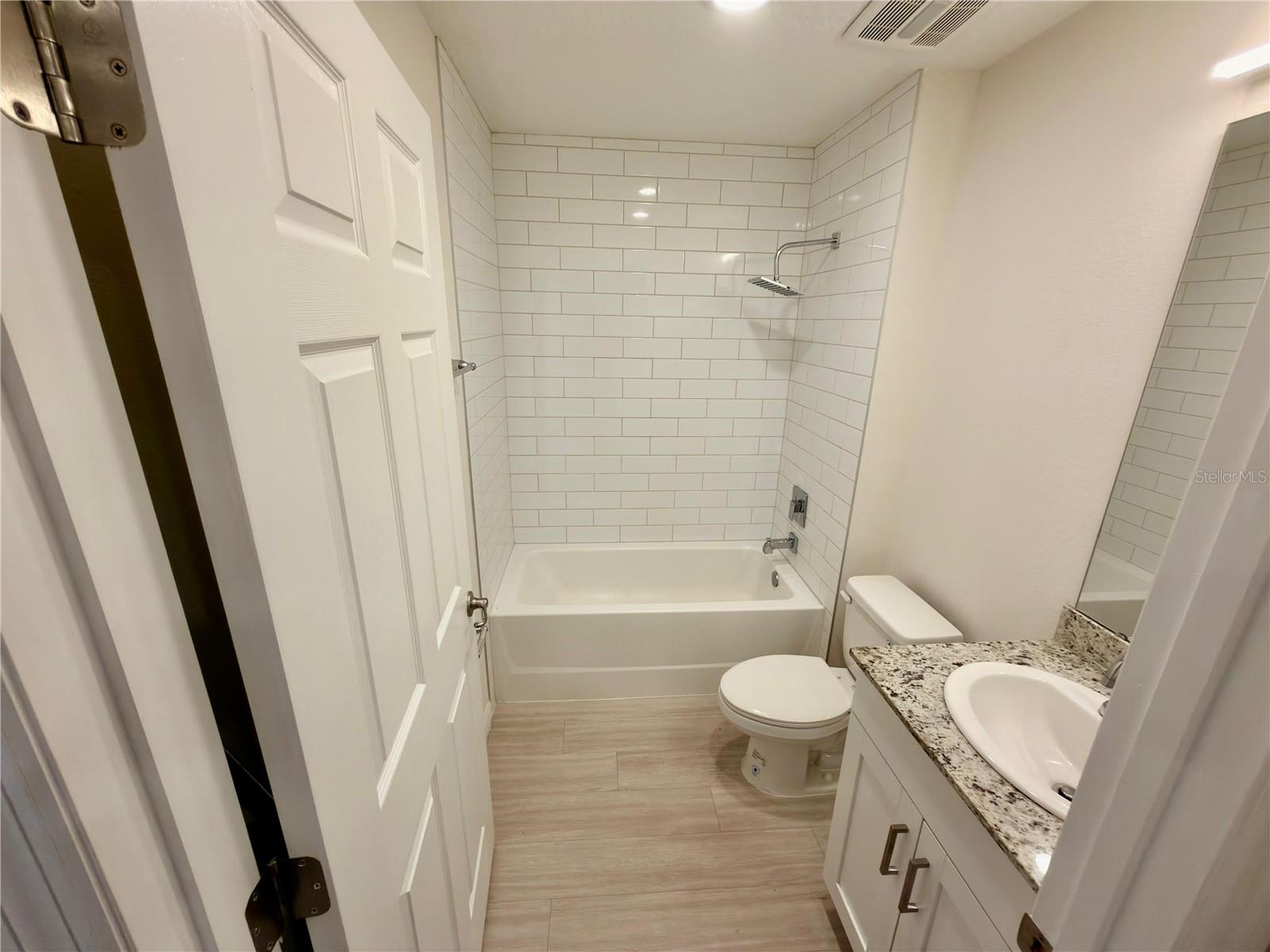 Image 40 of 76 For 2124 Penny Lane