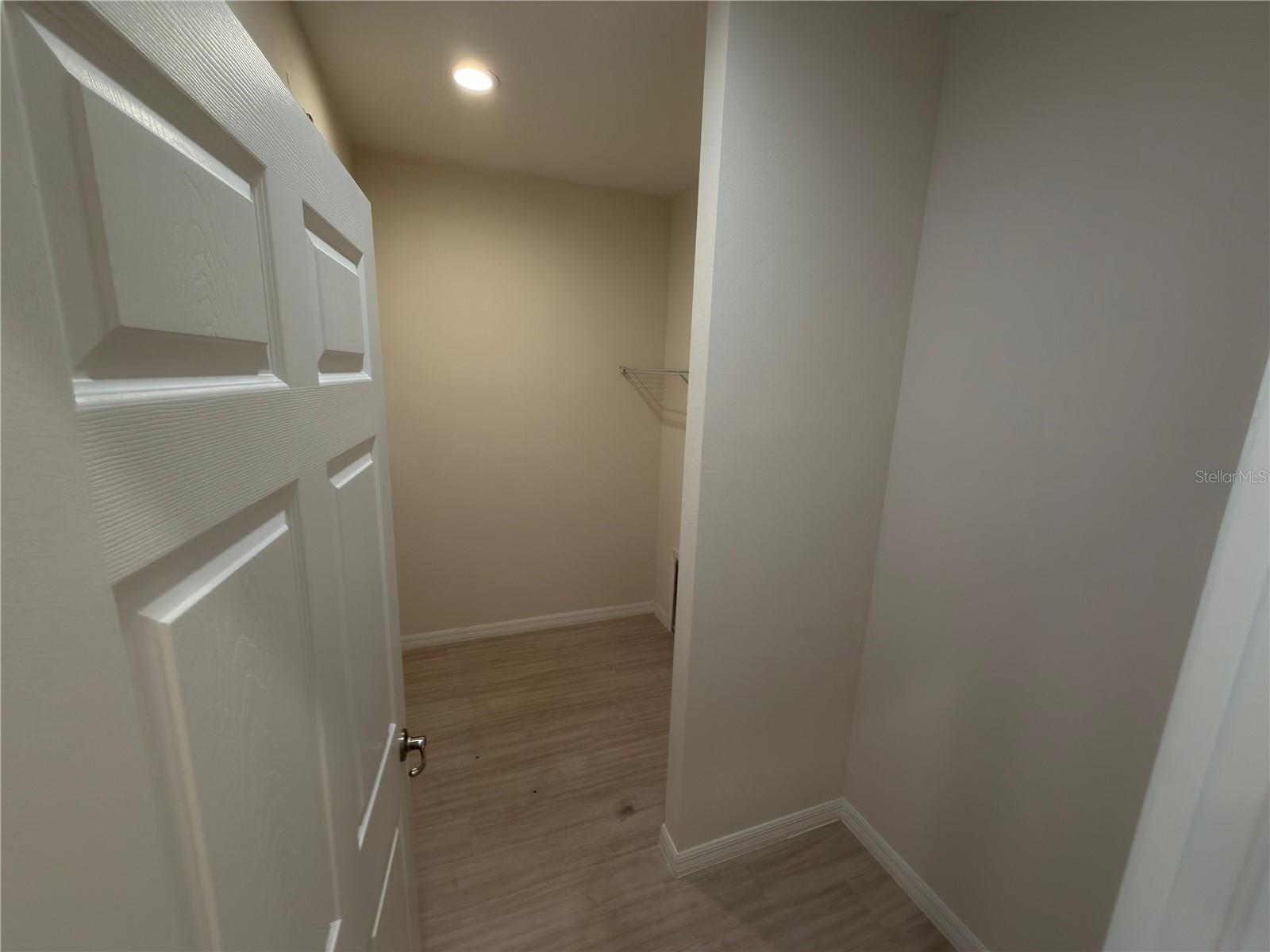 Image 44 of 76 For 2124 Penny Lane