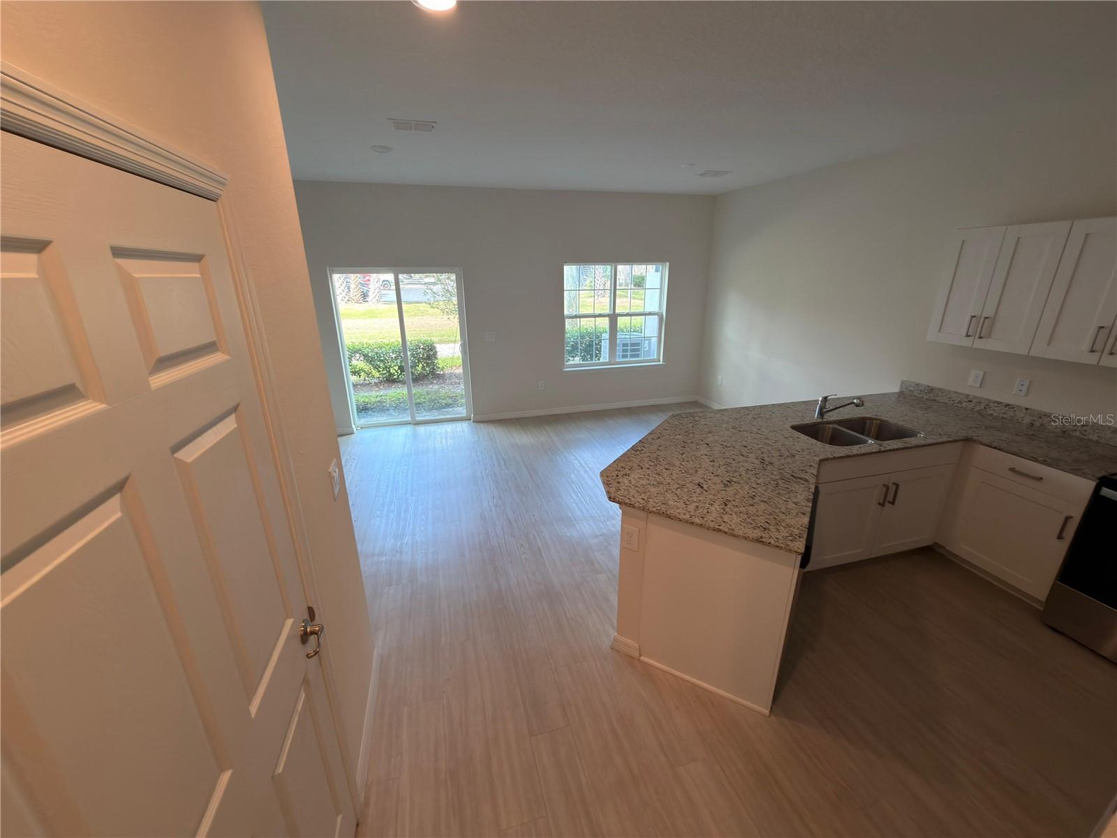 Image 47 of 76 For 2124 Penny Lane
