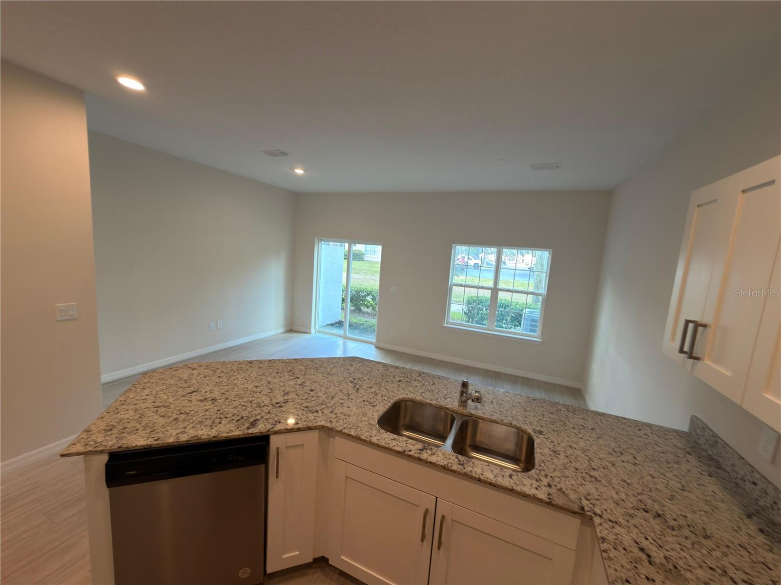 Image 50 of 76 For 2124 Penny Lane