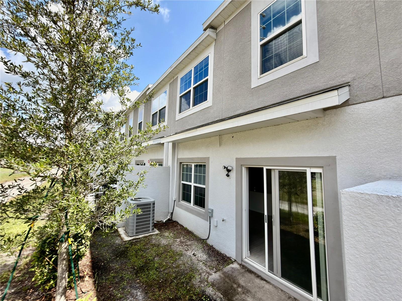 Image 68 of 76 For 2124 Penny Lane