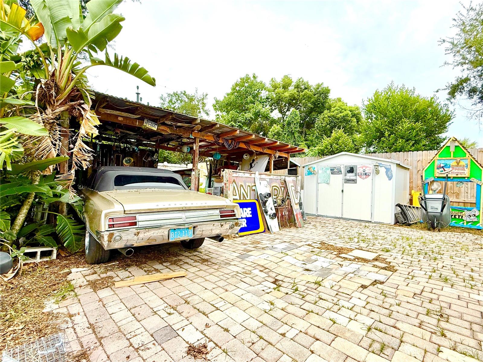 Image 6 of 27 For 528 Center Street