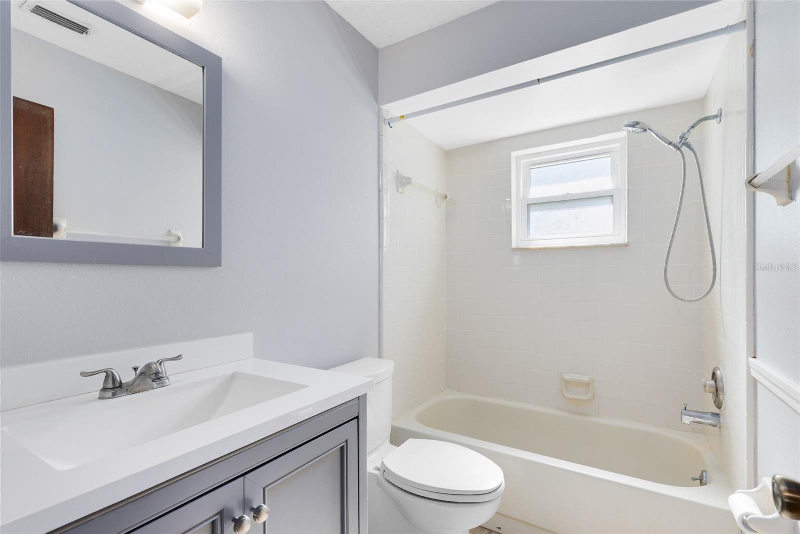 Image 15 of 27 For 2402 Franklin Drive