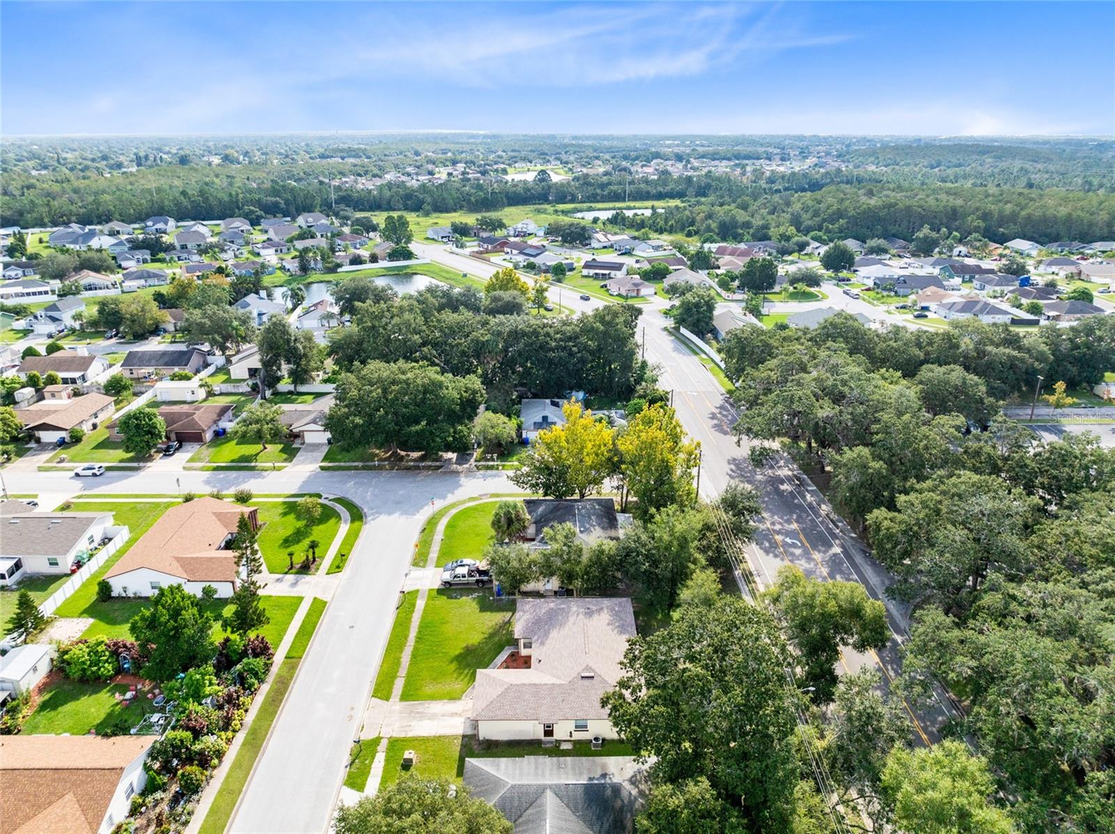 Image 21 of 27 For 2402 Franklin Drive