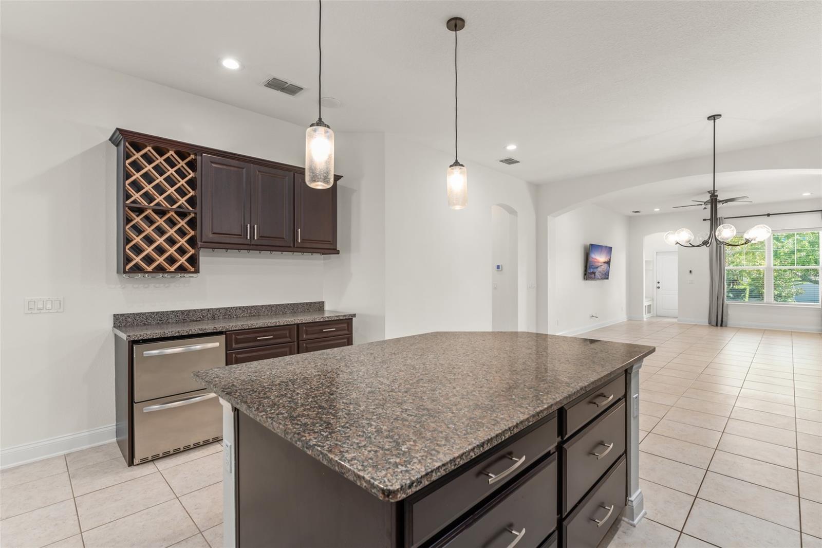 Image 16 of 39 For 8880 Reymont St.