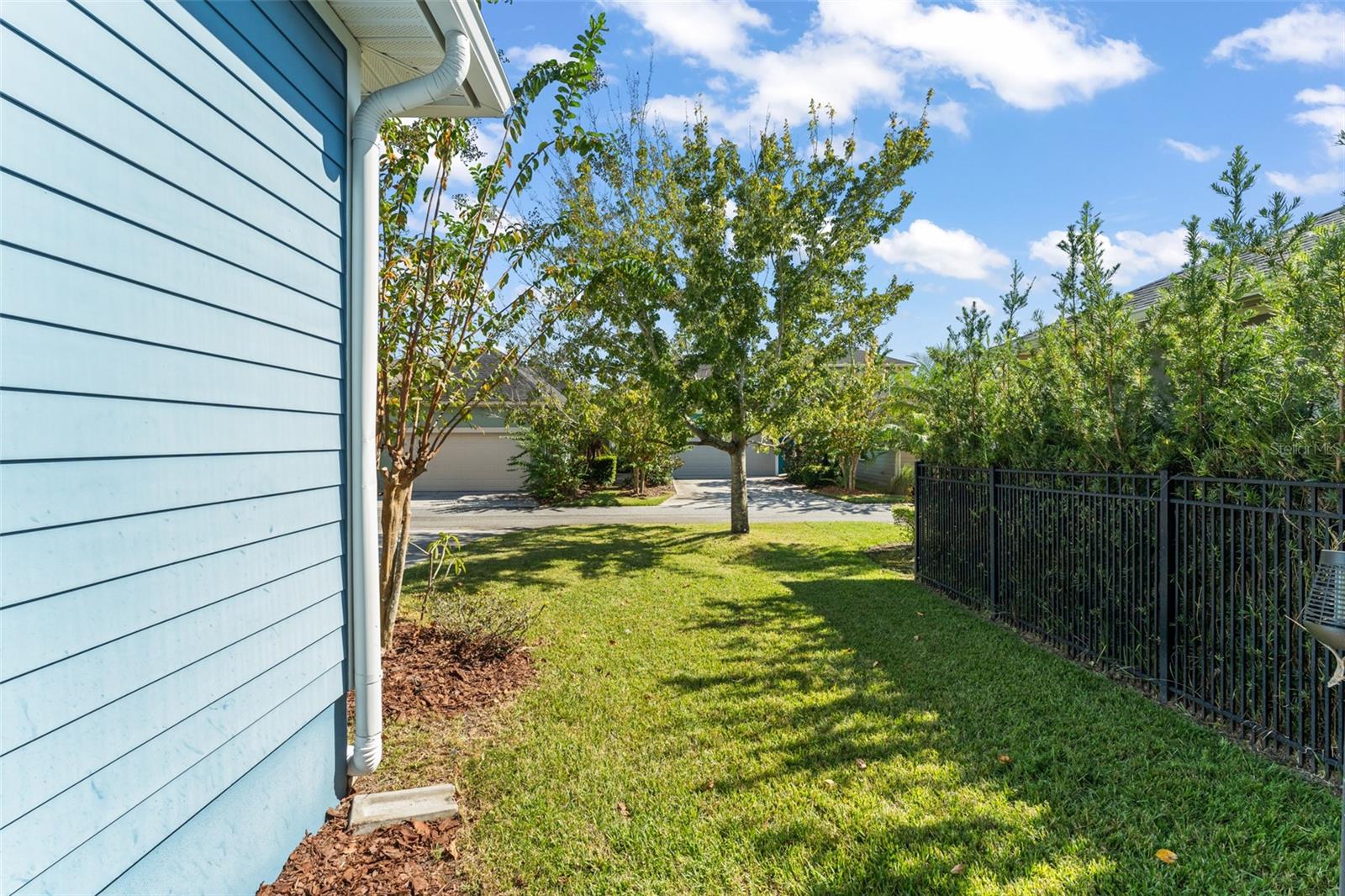 Image 35 of 39 For 8880 Reymont St.