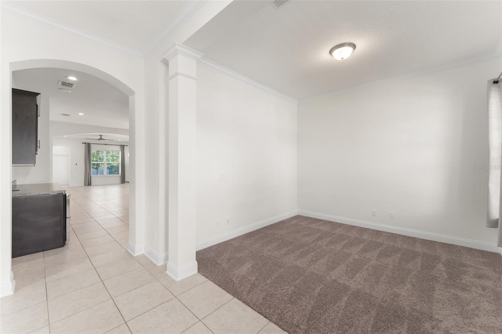 Image 4 of 39 For 8880 Reymont St.