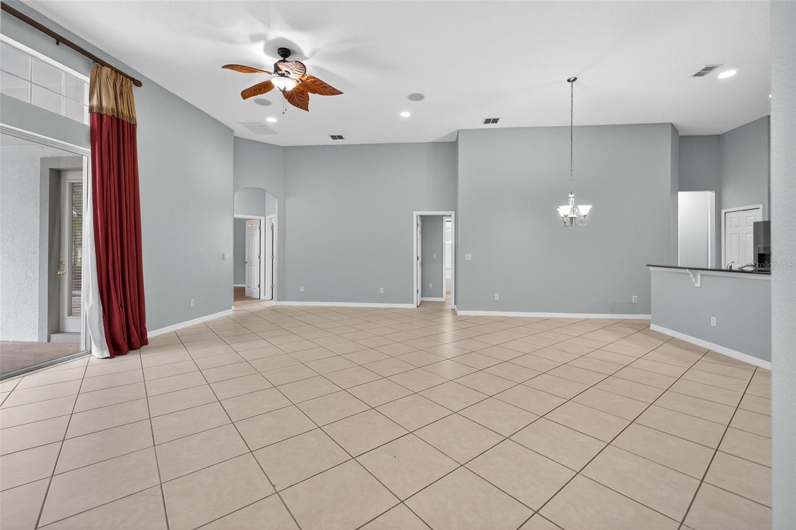 Image 21 of 59 For 7296 Vista Park Boulevard