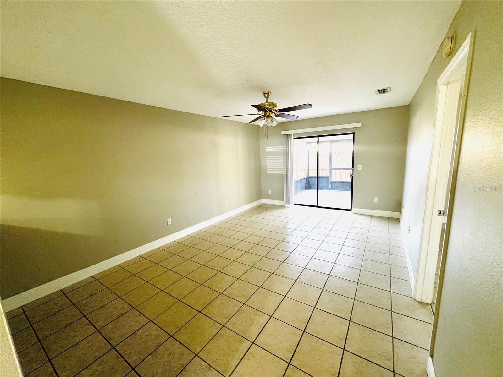 Image 10 of 20 For 2305 St Marteen Court