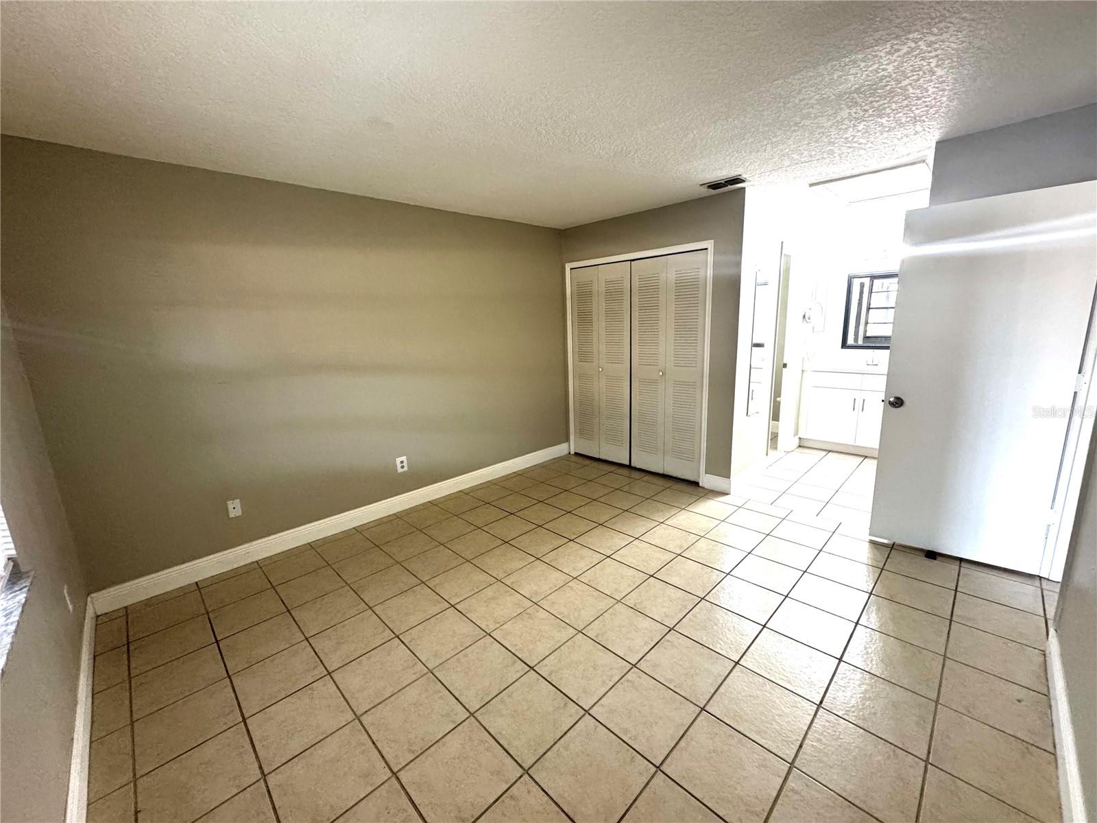 Image 14 of 20 For 2305 St Marteen Court