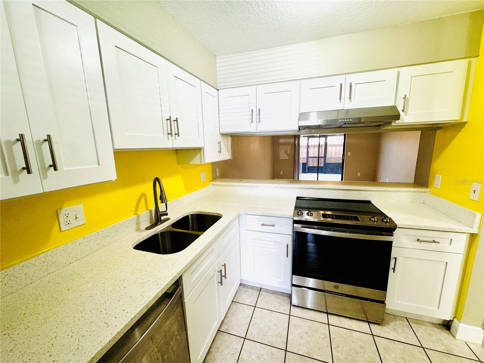 Image 2 of 20 For 2305 St Marteen Court