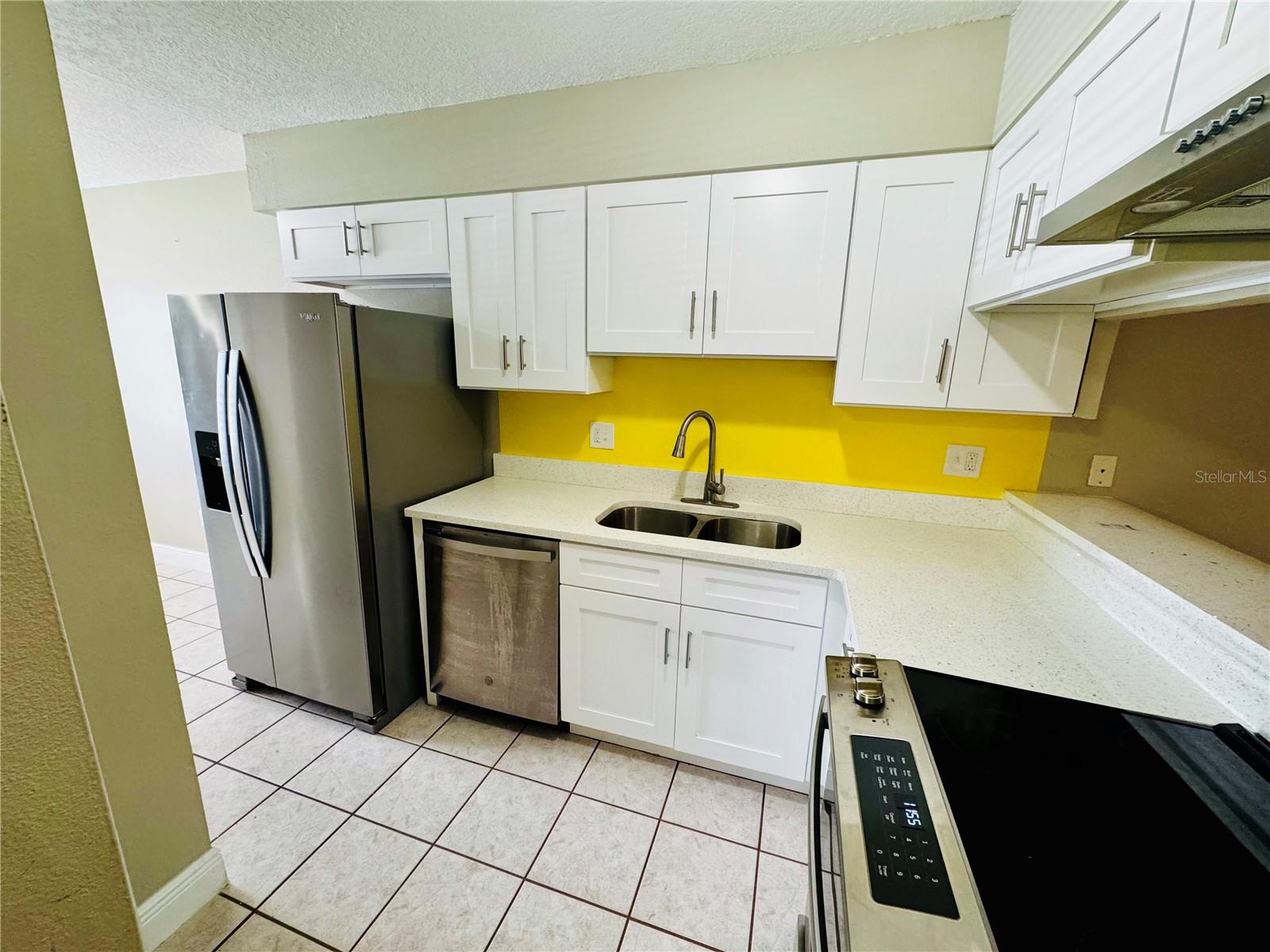 Image 4 of 20 For 2305 St Marteen Court