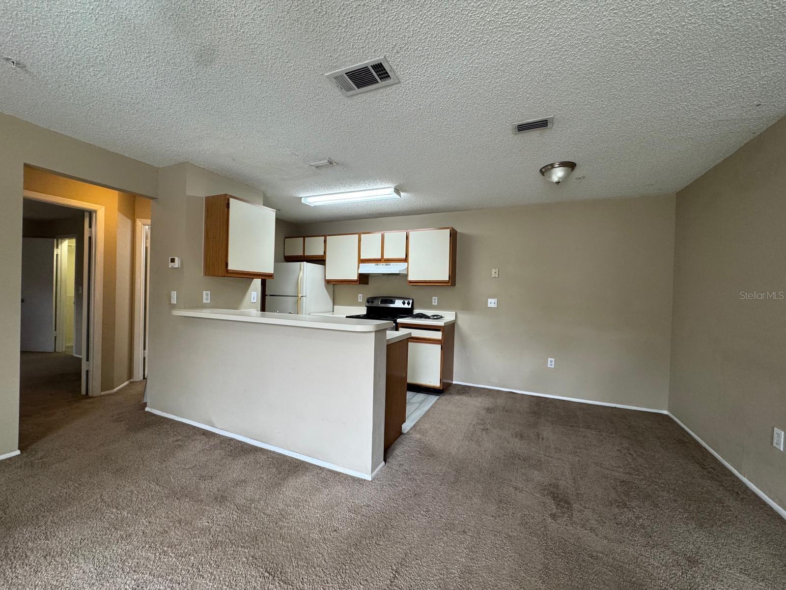 Image 5 of 18 For 956 Salt Pond Place 205