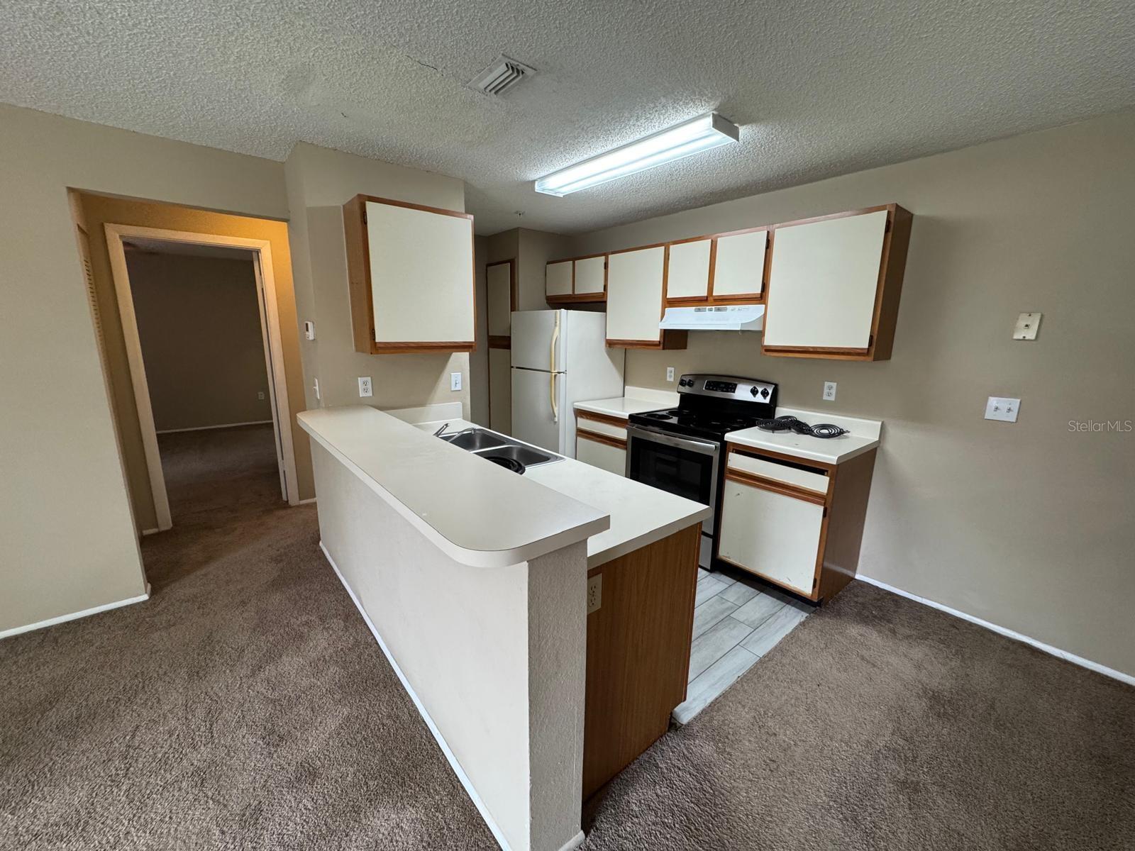 Image 6 of 18 For 956 Salt Pond Place 205