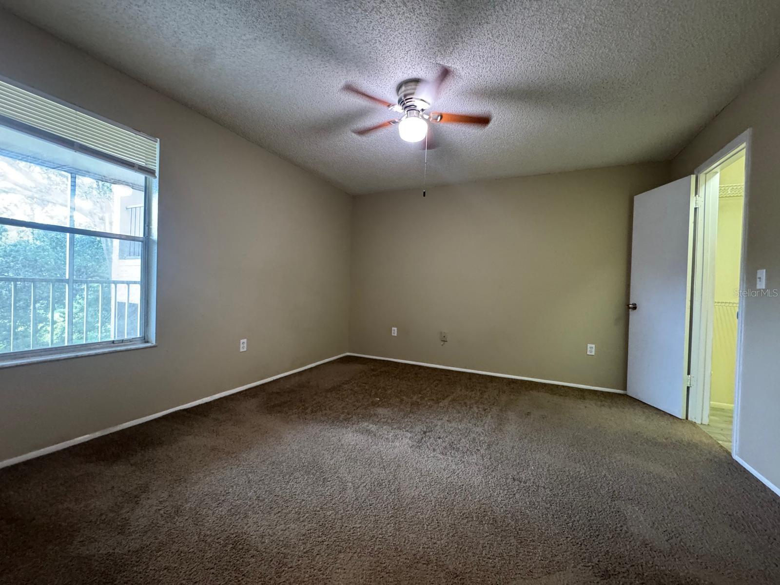 Image 8 of 18 For 956 Salt Pond Place 205