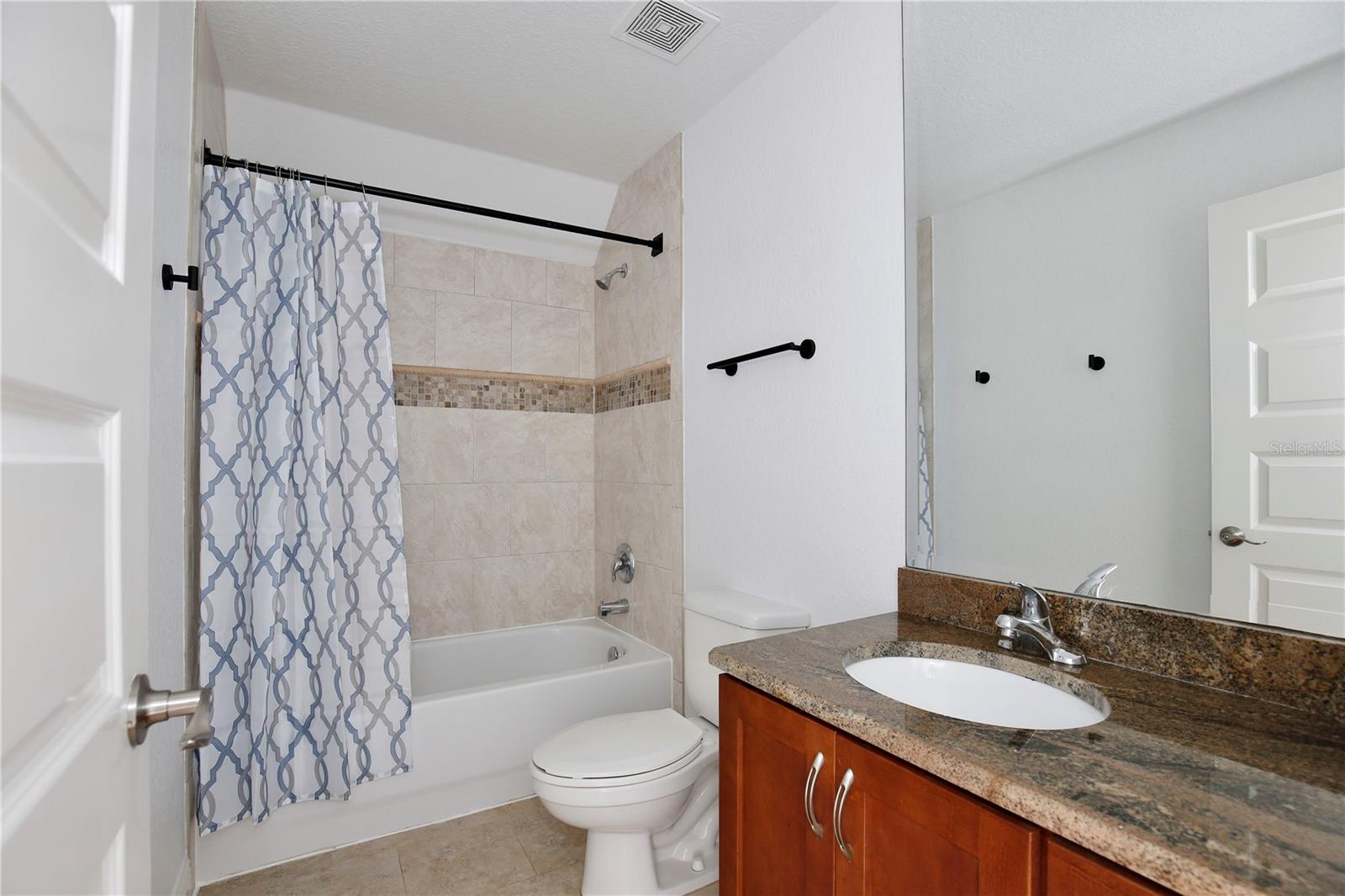 Image 18 of 25 For 2701 Raehn Street