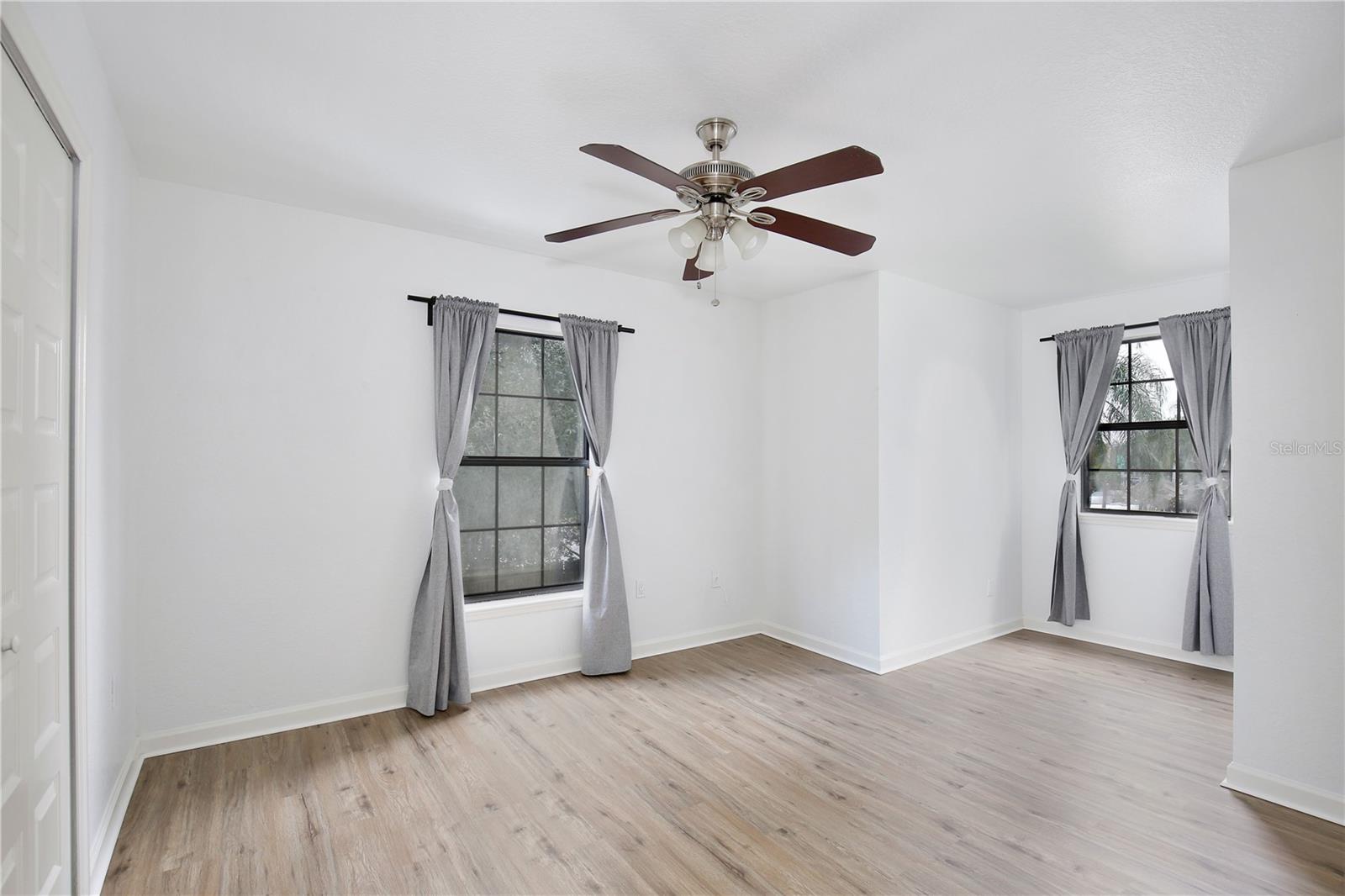 Image 19 of 25 For 2701 Raehn Street