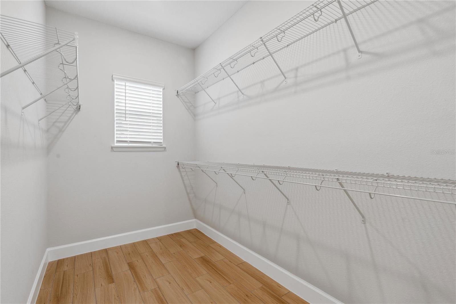 Image 28 of 83 For 512 Bellflower Way