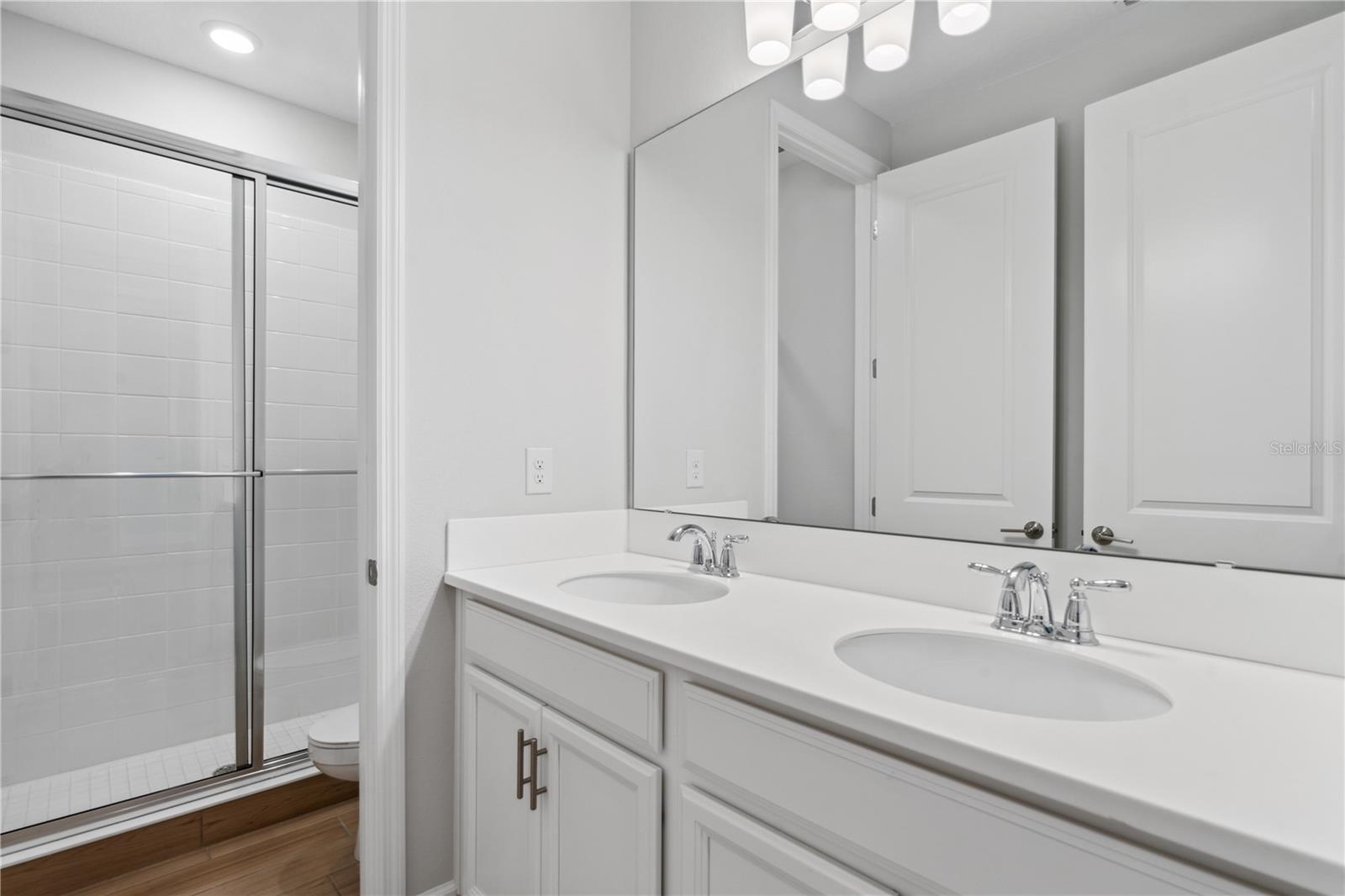 Image 39 of 83 For 512 Bellflower Way