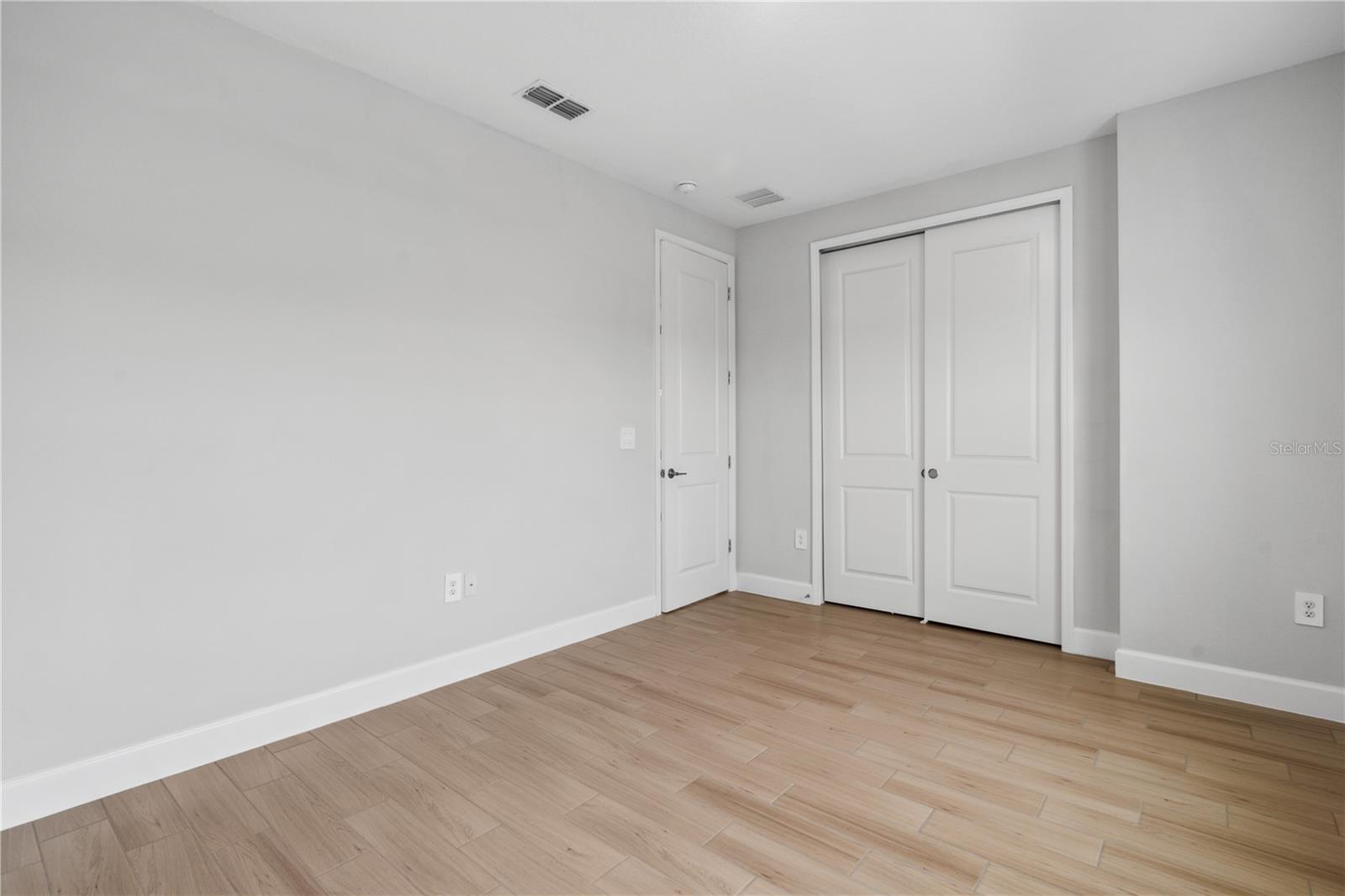 Image 41 of 83 For 512 Bellflower Way