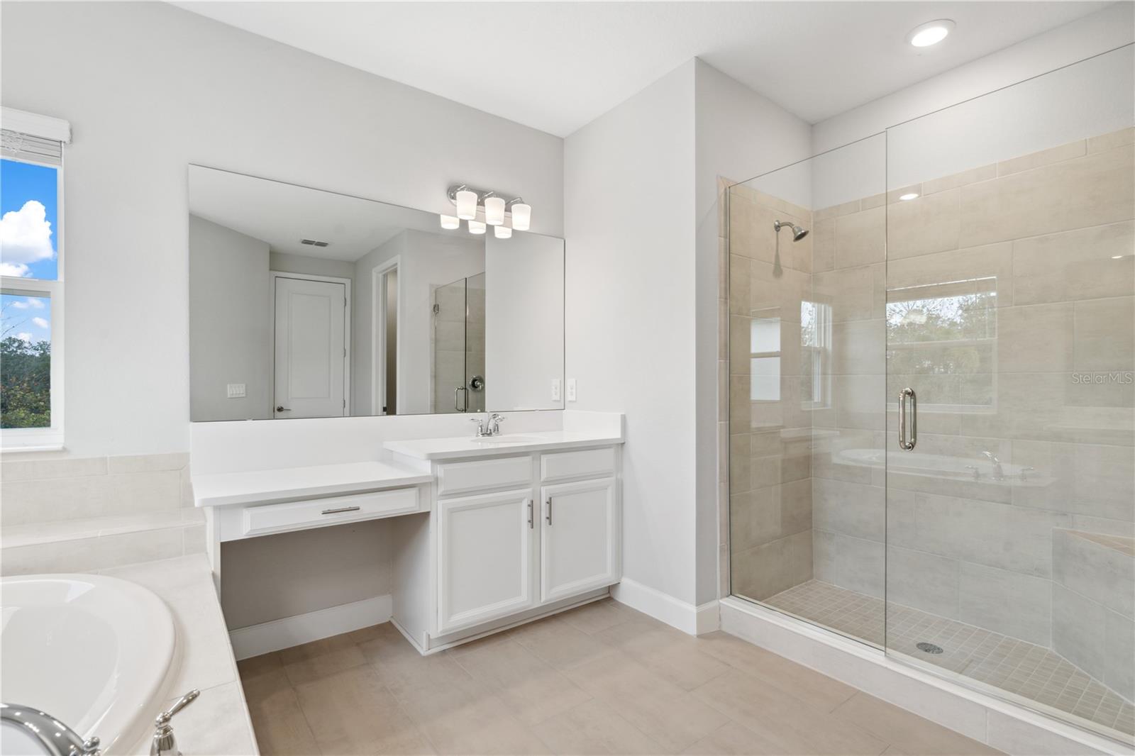 Image 48 of 83 For 512 Bellflower Way