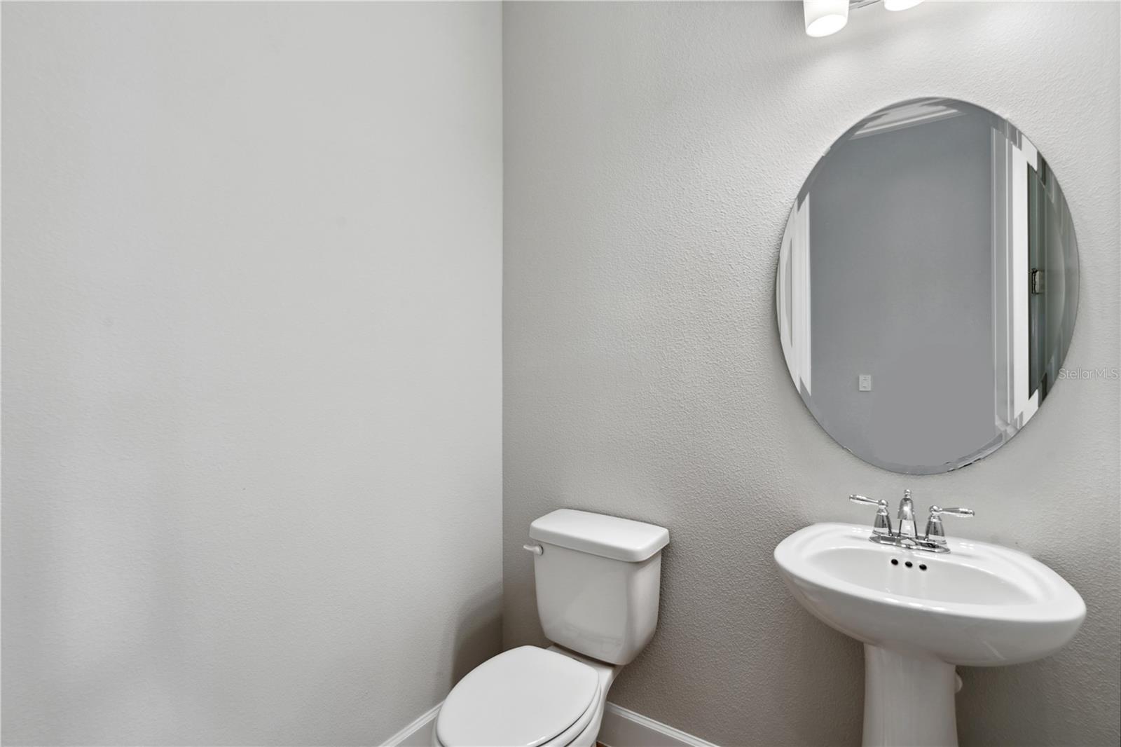 Image 5 of 83 For 512 Bellflower Way