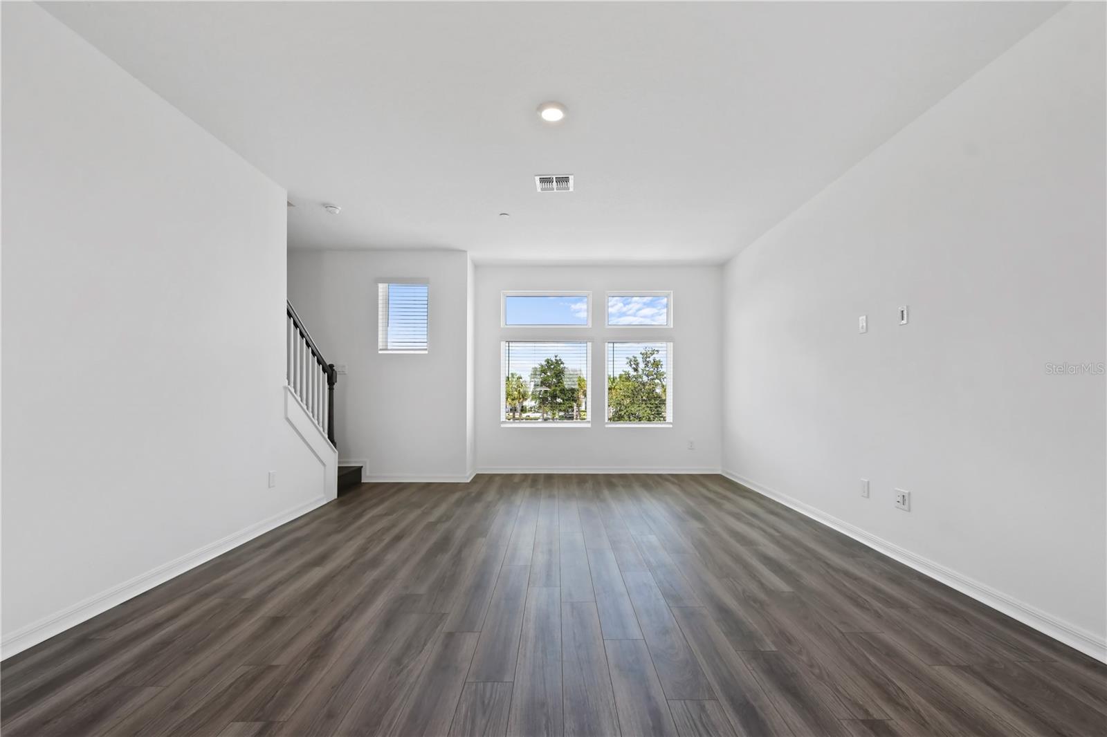 Image 9 of 32 For 13140 Bovet Avenue