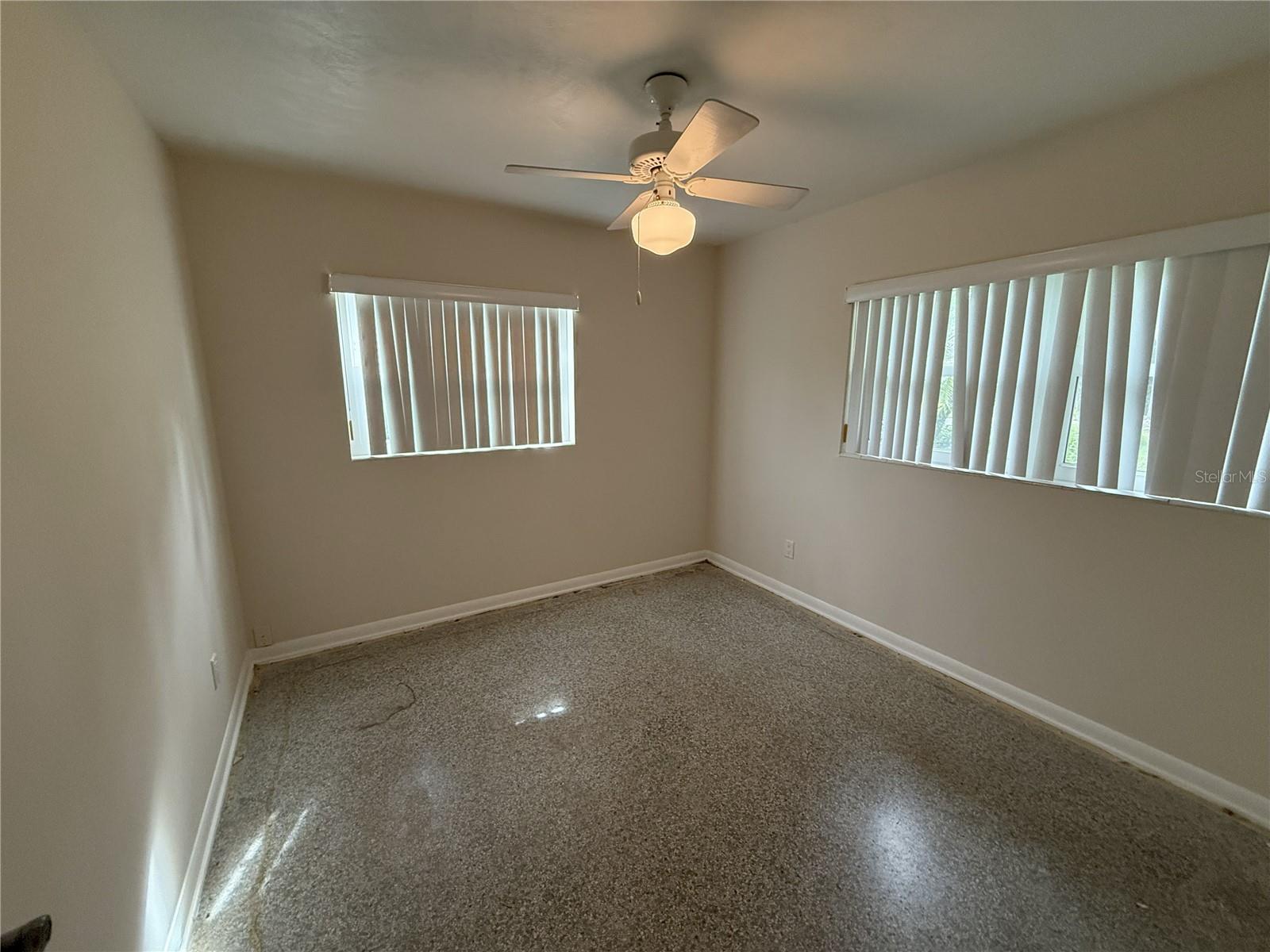 Image 7 of 9 For 2485 Middleton Avenue