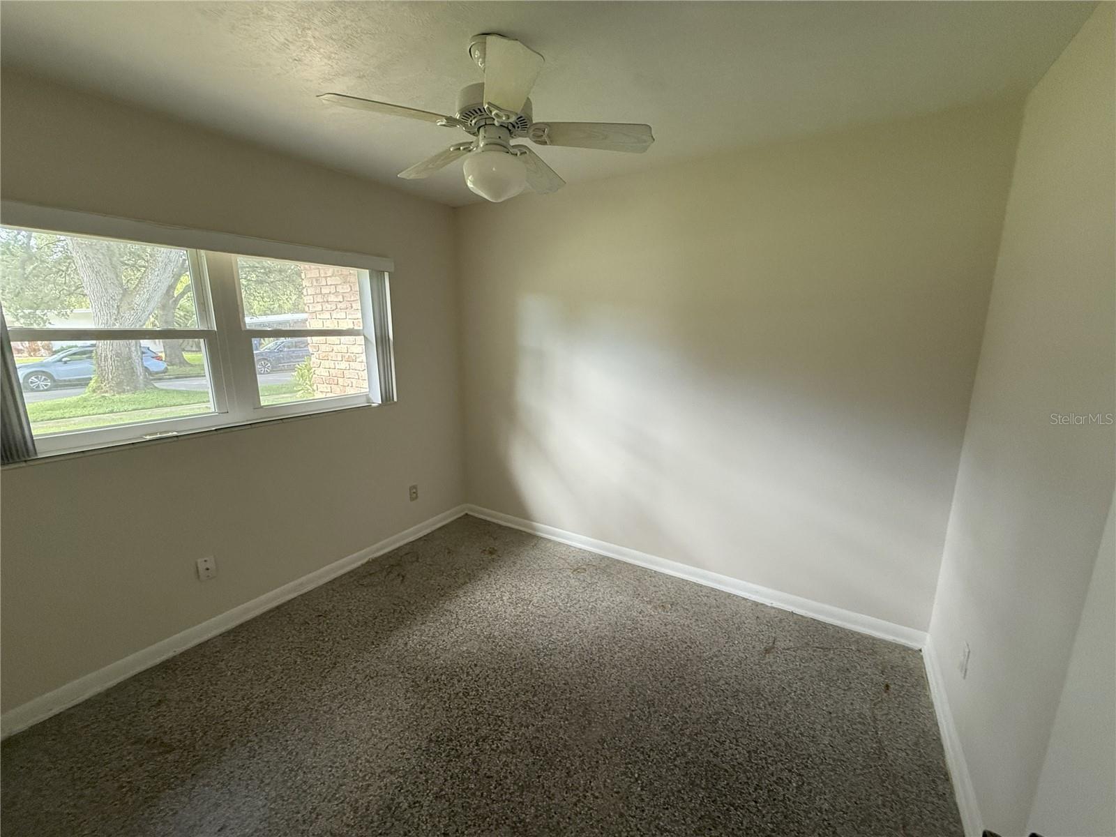 Image 8 of 9 For 2485 Middleton Avenue