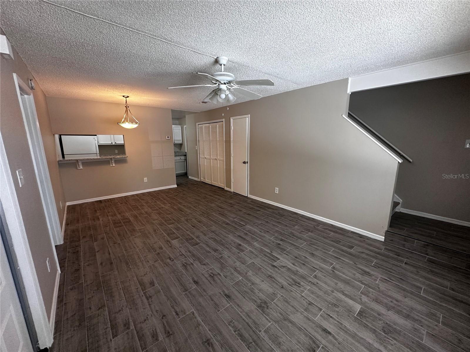 Image 16 of 19 For 500 Yellowwood Court