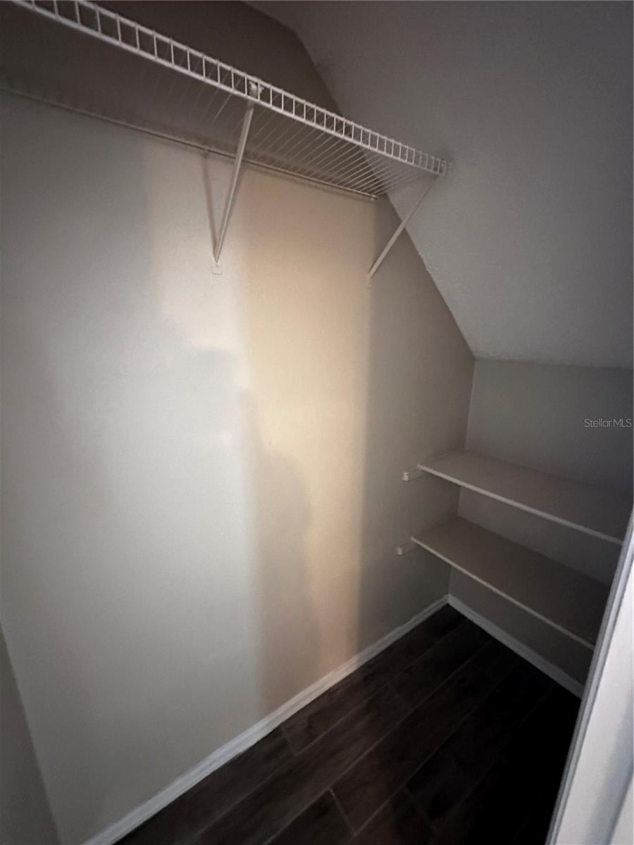 Image 17 of 19 For 500 Yellowwood Court