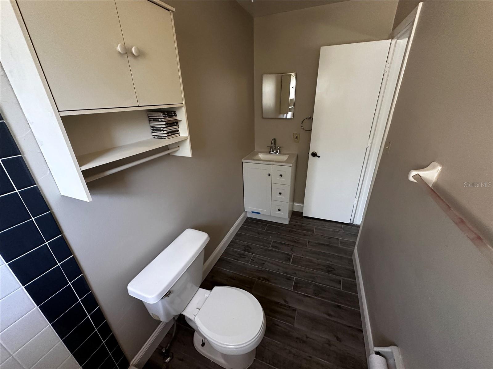 Image 9 of 19 For 500 Yellowwood Court