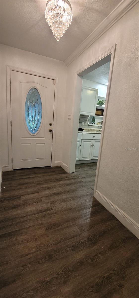 Image 4 of 21 For 2805 Gulfstream Court