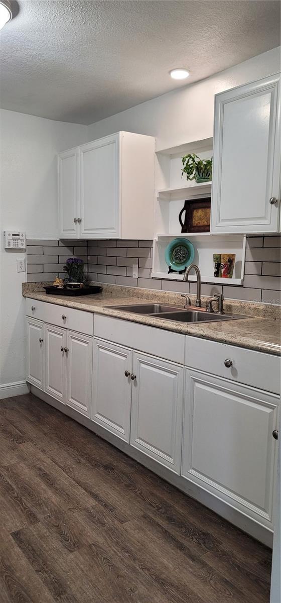 Image 6 of 21 For 2805 Gulfstream Court