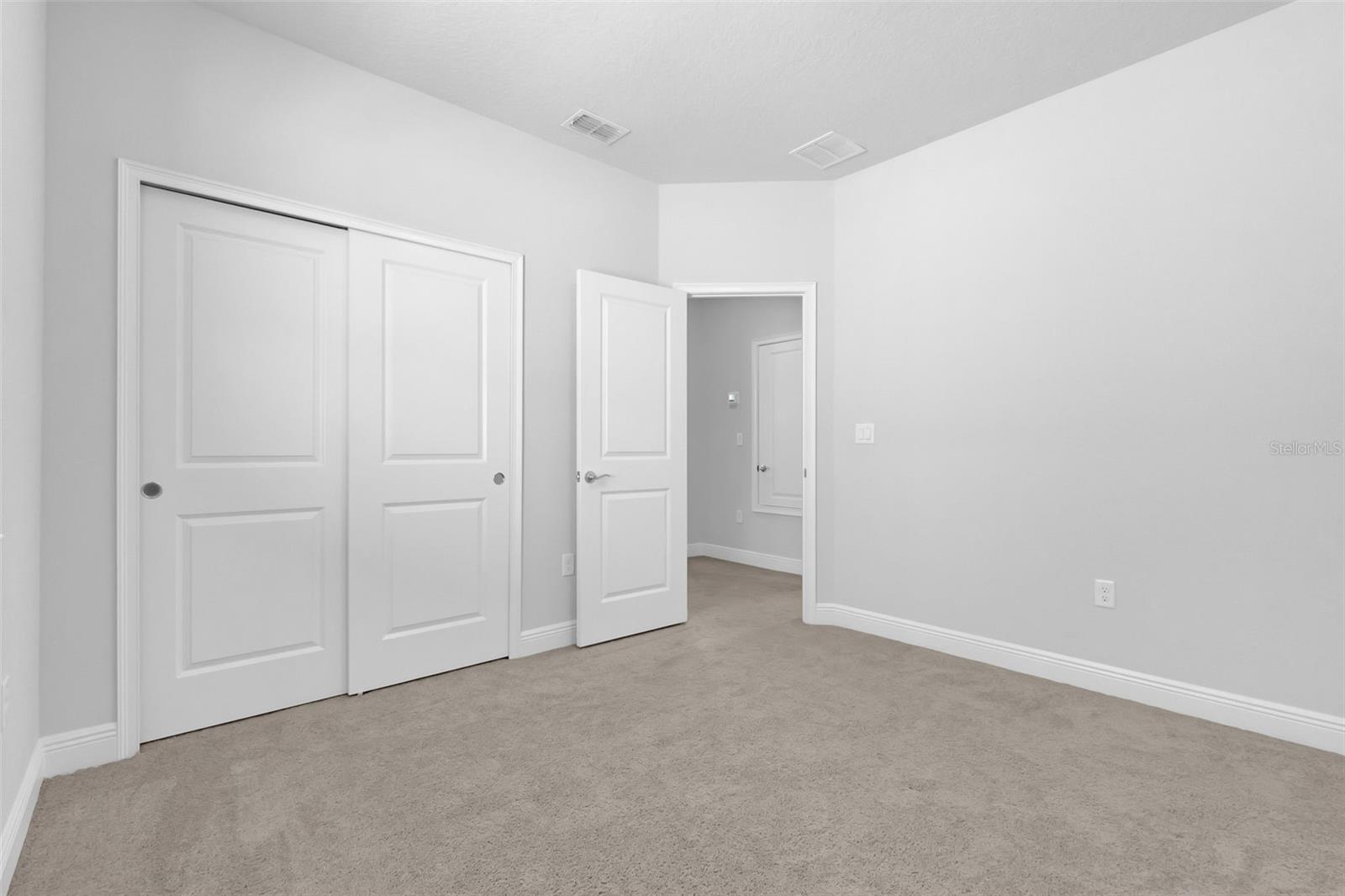 Image 34 of 61 For 4929 Cross Prairie Parkway