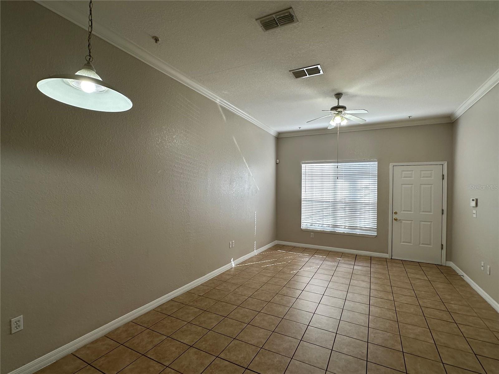 Image 3 of 43 For 141 Reserve Circle 109
