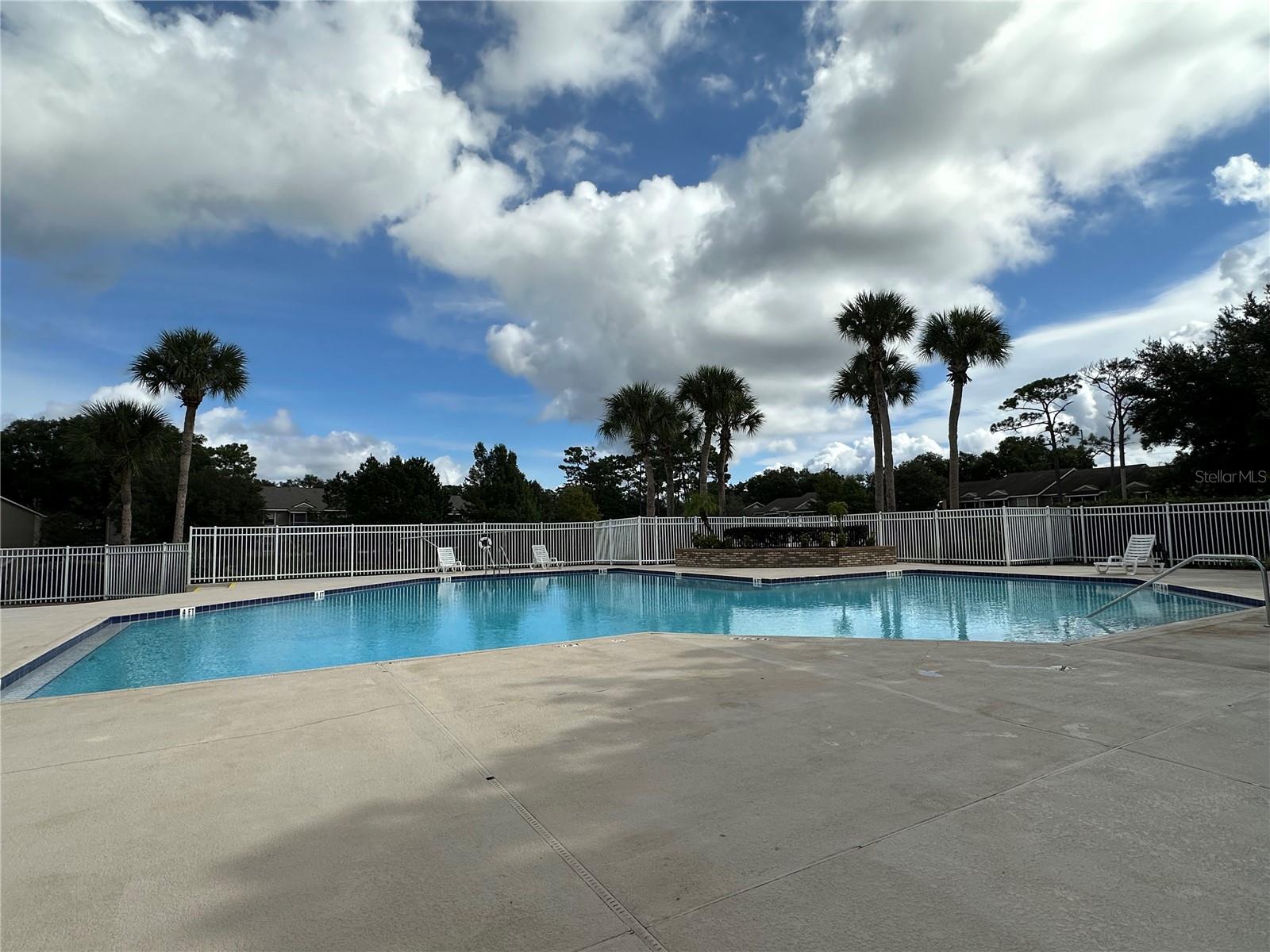 Image 36 of 43 For 141 Reserve Circle 109