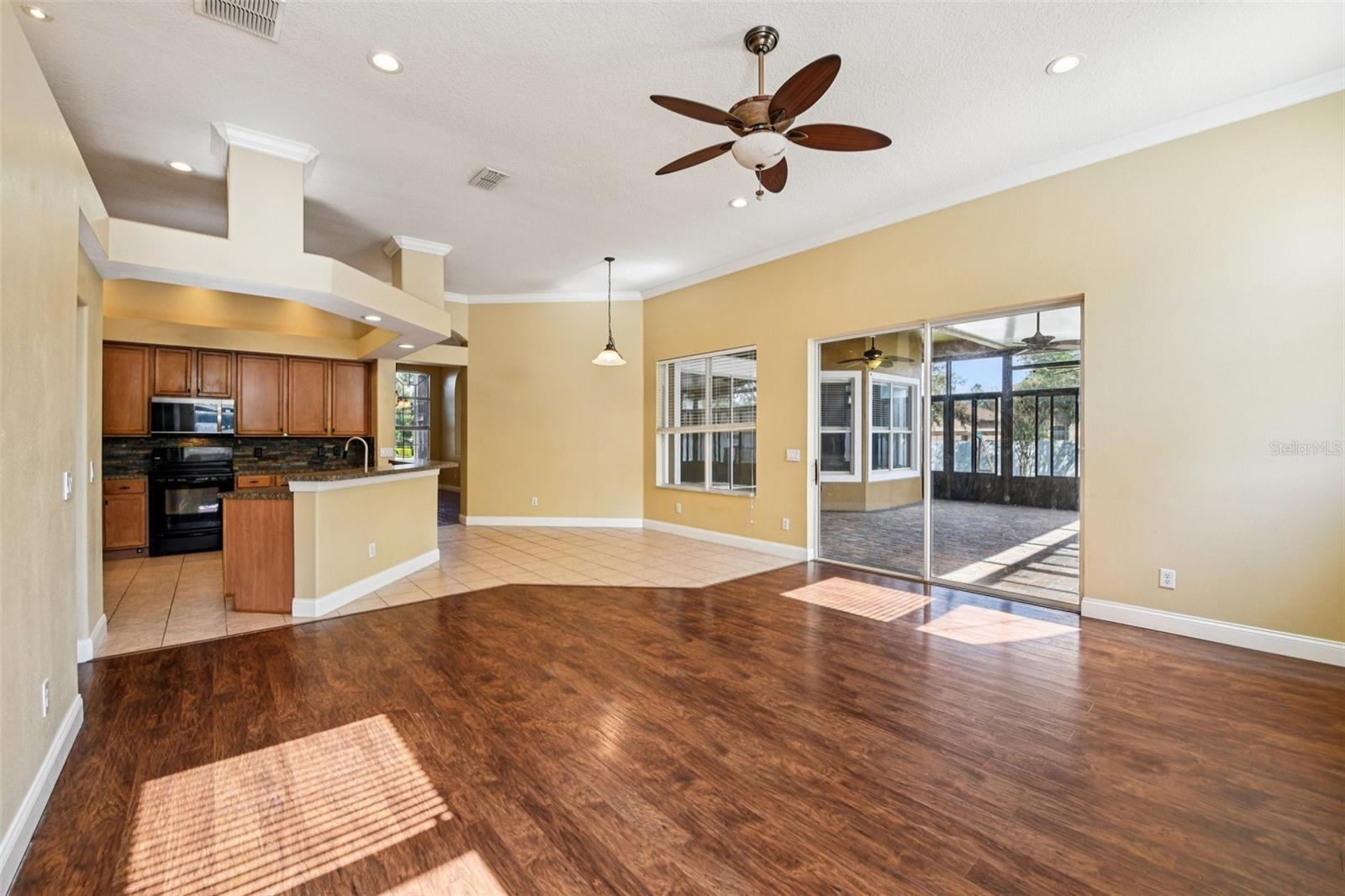 Image 9 of 32 For 3124 Curving Oaks Way