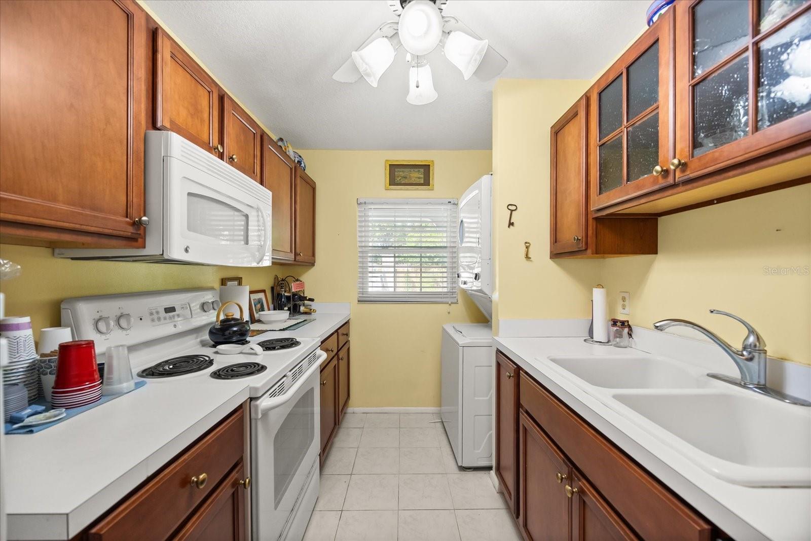 Image 17 of 25 For 107 Cherrywood Gardens Drive 8