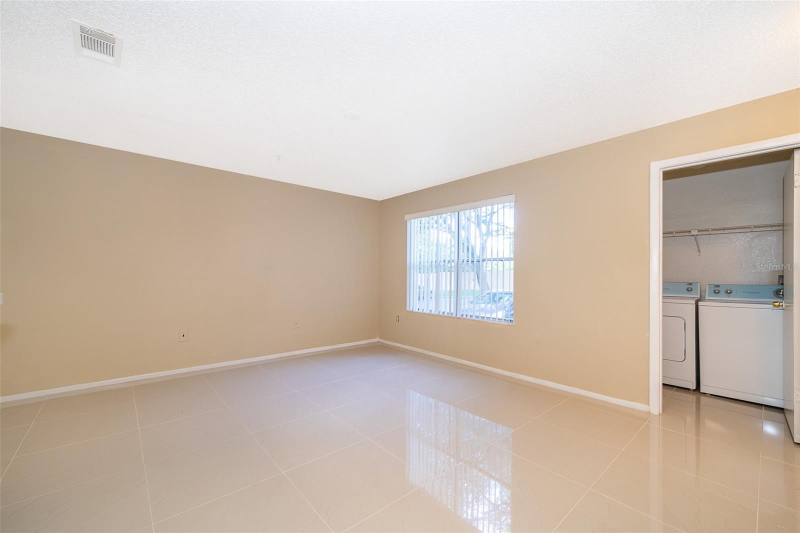 Image 6 of 18 For 623 Dory Lane 101