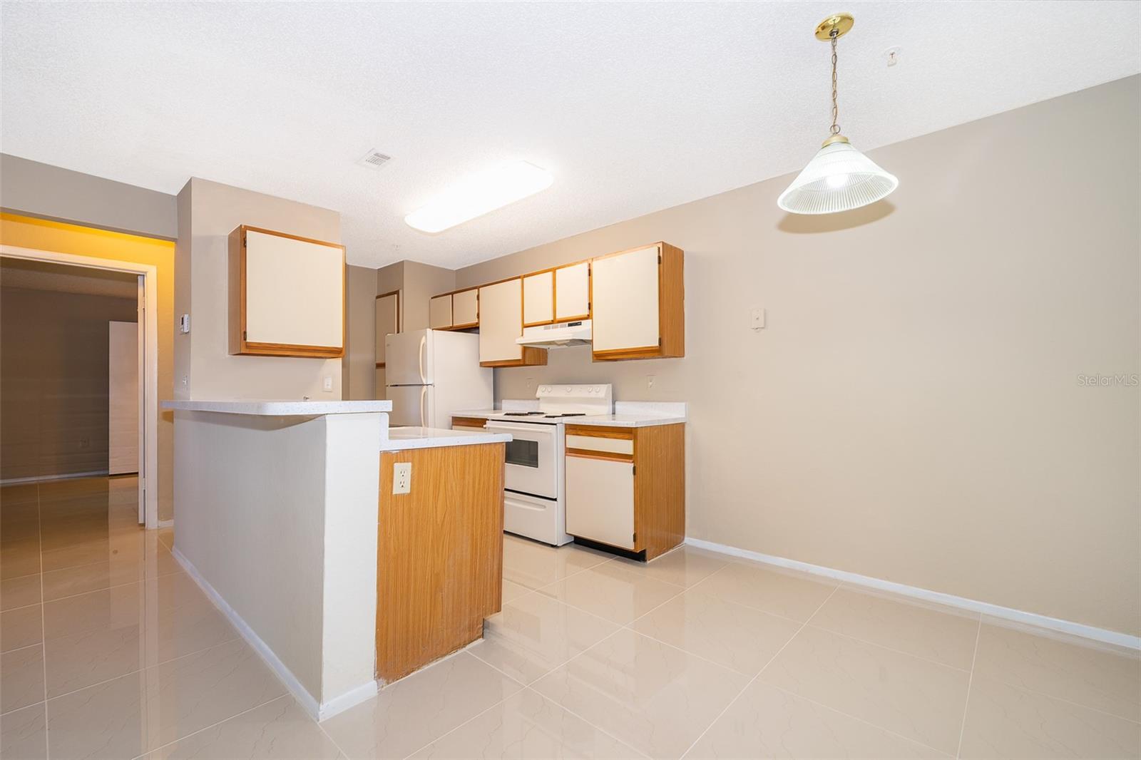 Image 7 of 18 For 623 Dory Lane 101