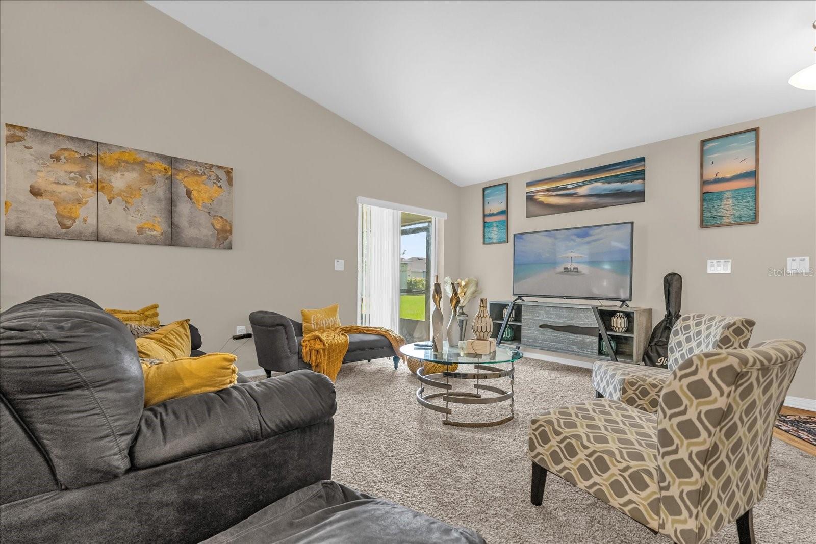 Image 4 of 24 For 507 Lorient Drive