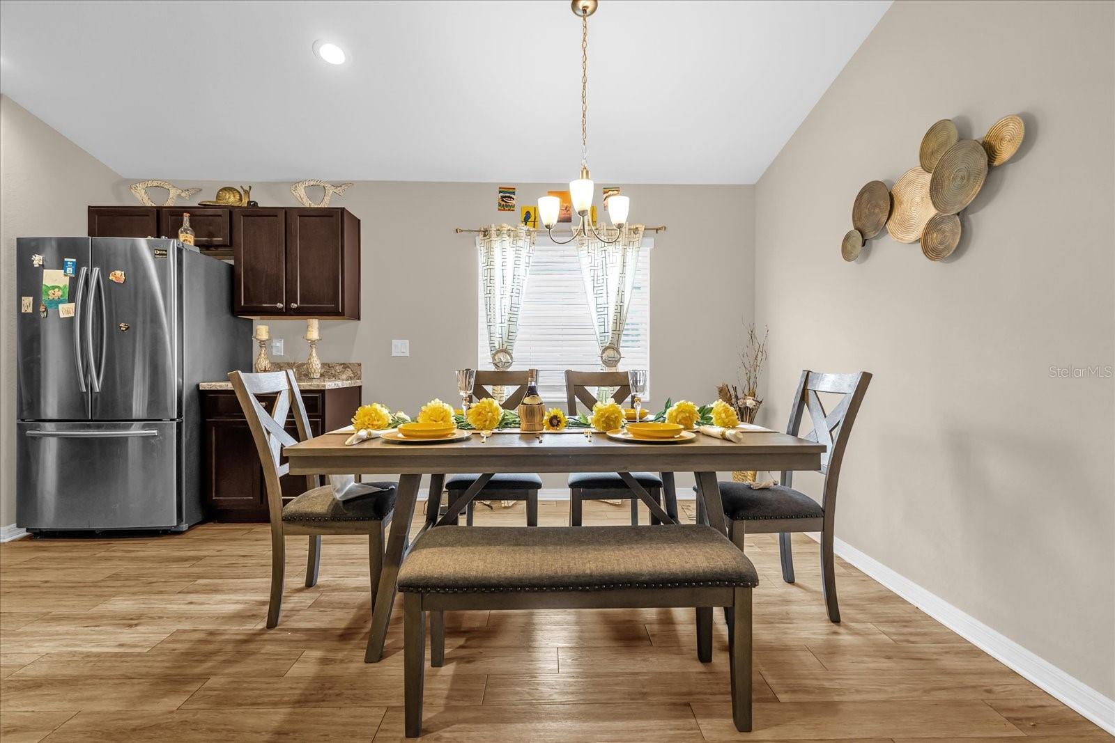Image 9 of 24 For 507 Lorient Drive