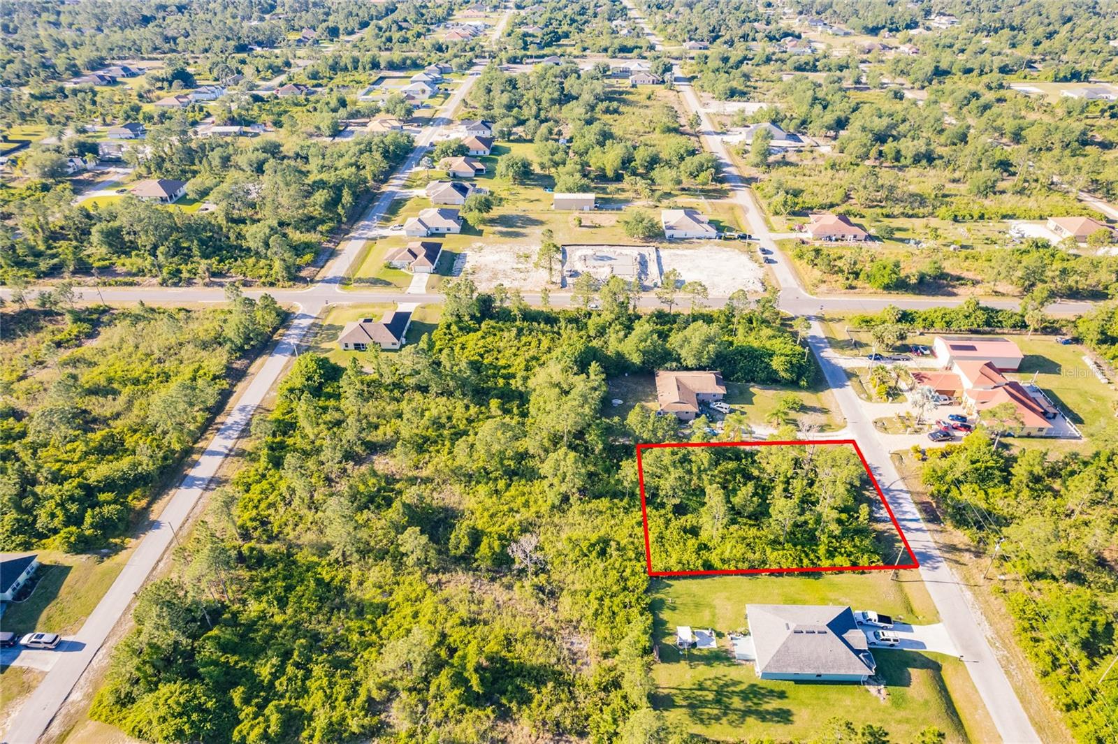 Image 4 of 5 For 904 Poinsettia Avenue