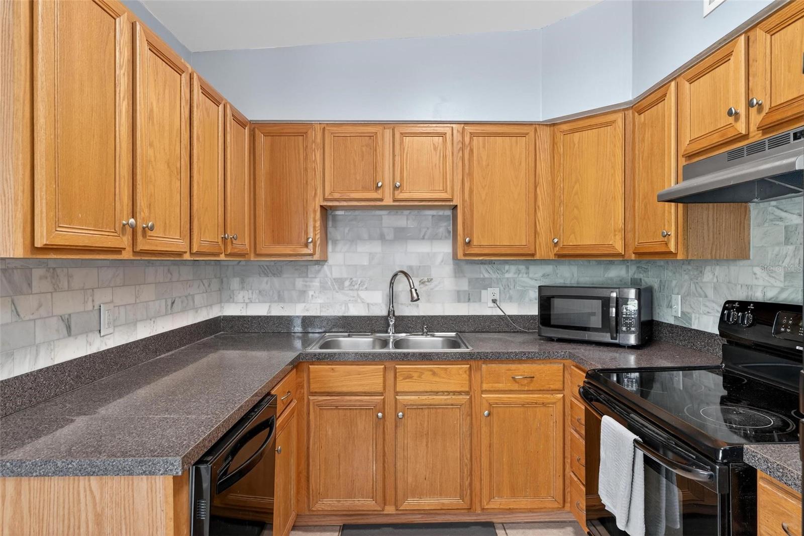 Image 15 of 42 For 3015 Tampico Drive