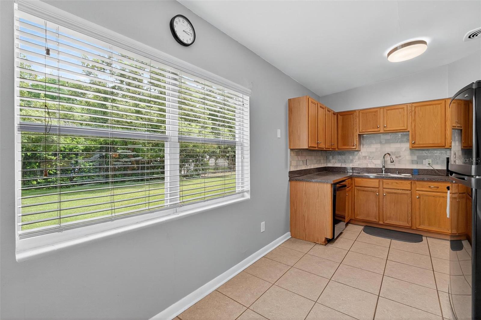 Image 18 of 42 For 3015 Tampico Drive