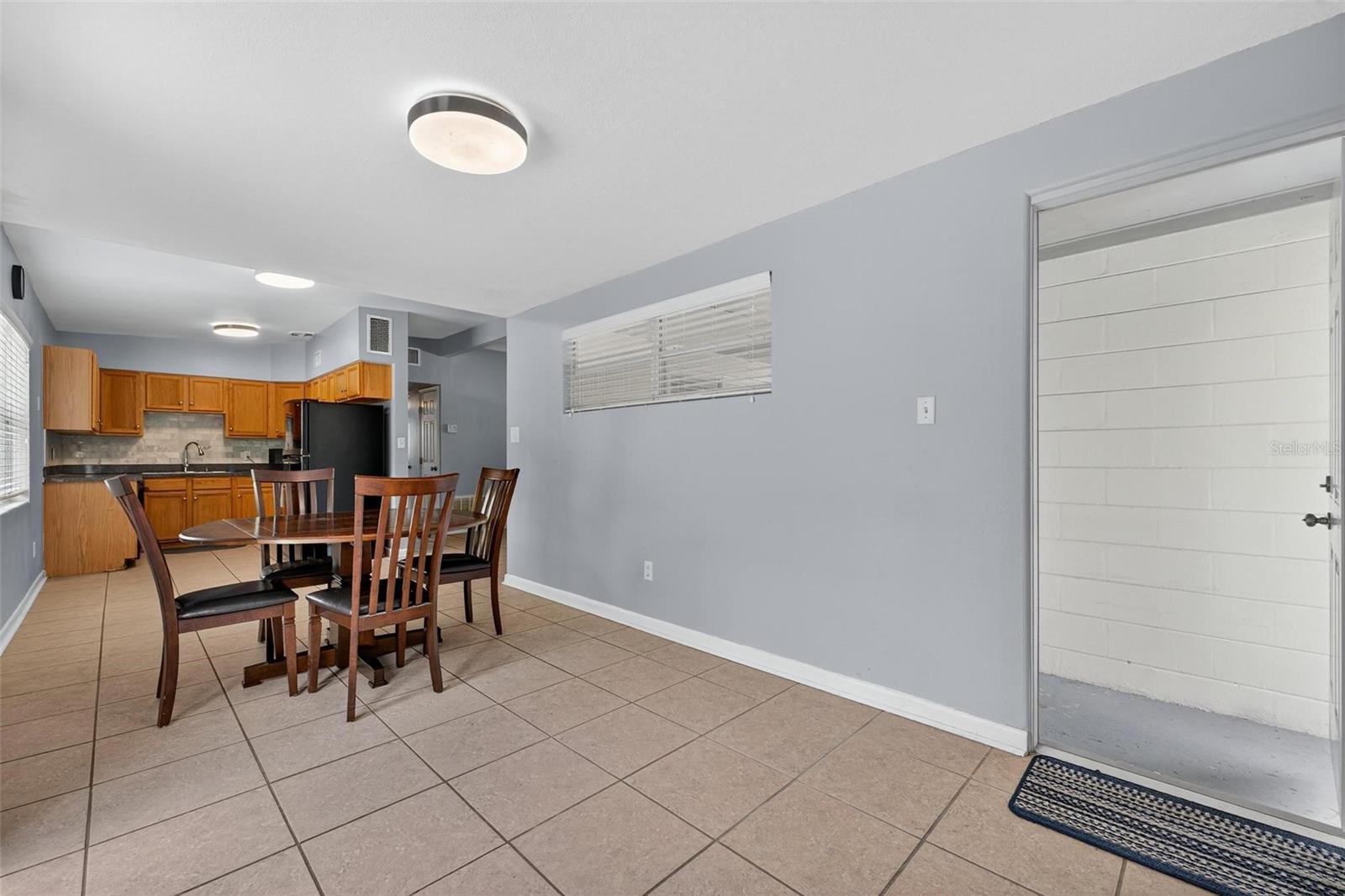 Image 19 of 42 For 3015 Tampico Drive