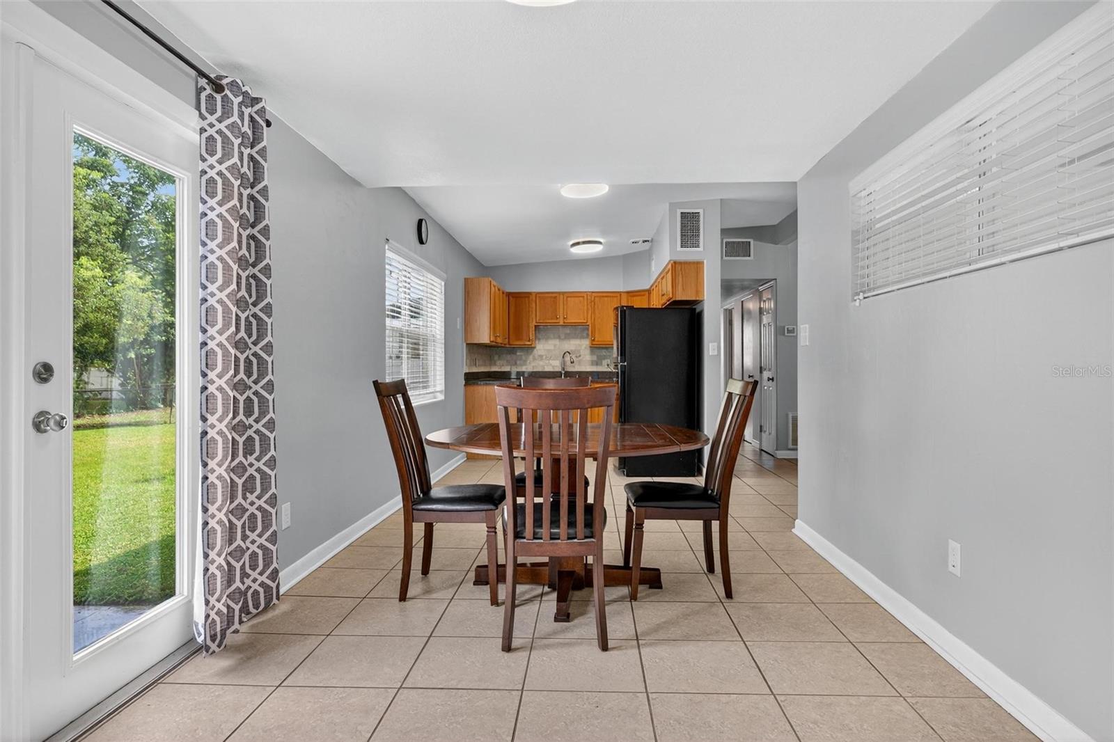 Image 21 of 42 For 3015 Tampico Drive
